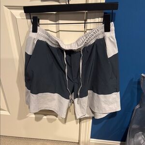 RARE Lululemon athletica 5” Bowline Short